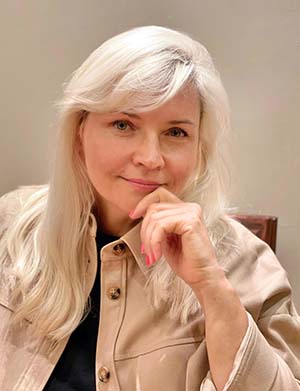 Никитина Марина